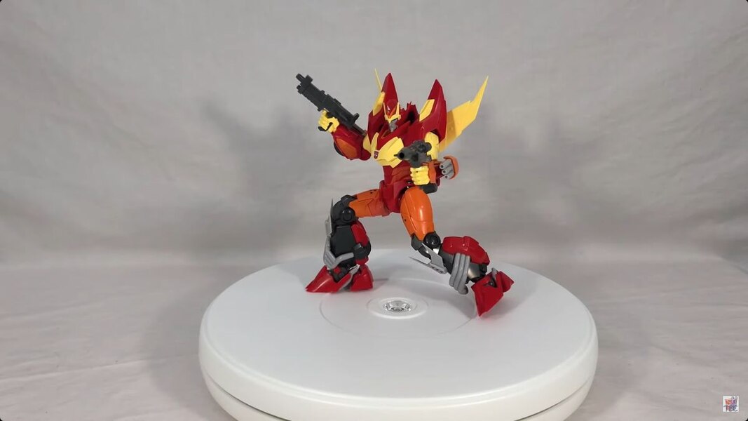 TF Collector Furai Model IDW Rodimus In Hand Image  (32 of 33)